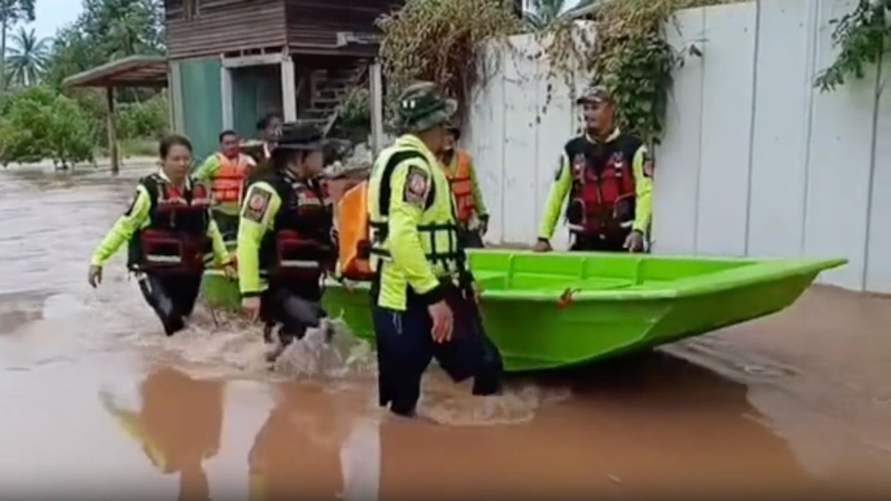 碧吉府洪水 加固大袋 屏障 南岸水坝被冲垮后 水位回落