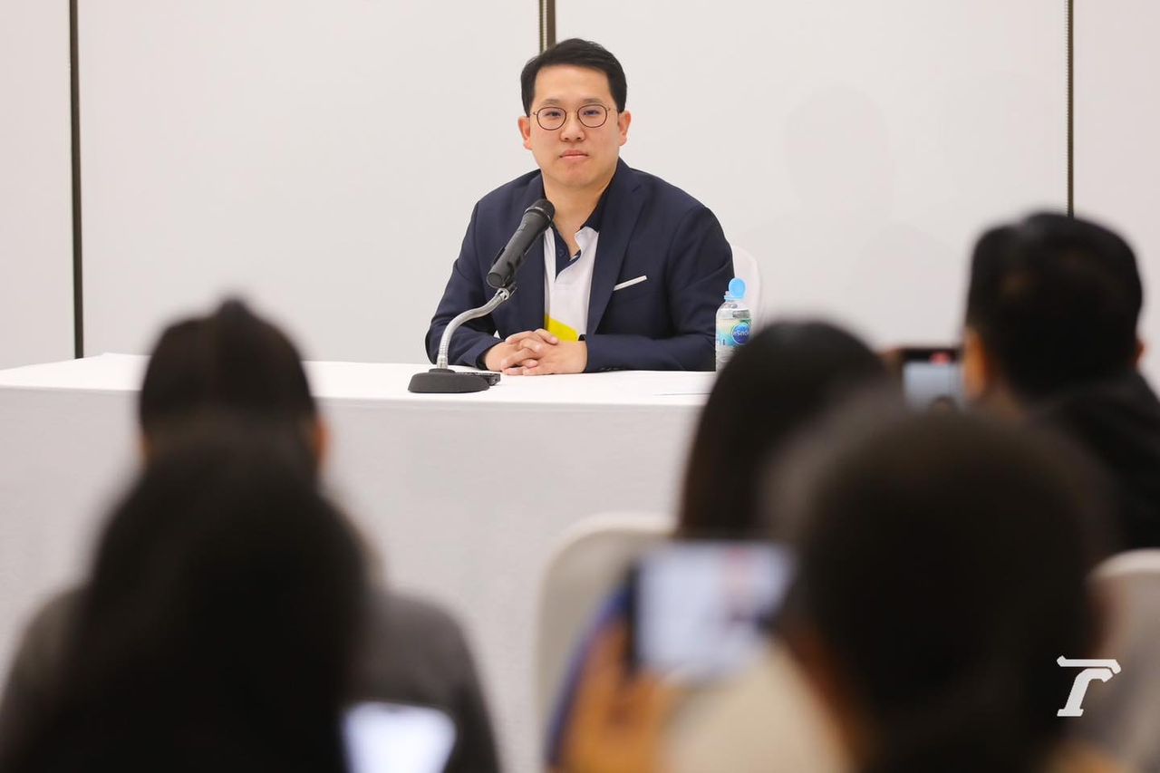“发展·普拉穆帕特” 的经历：桑提之子，拟任副总理兼卫生部长