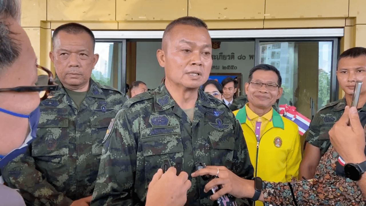 泰国第二军区司令建议在开放边境前仔细考虑柬方行为