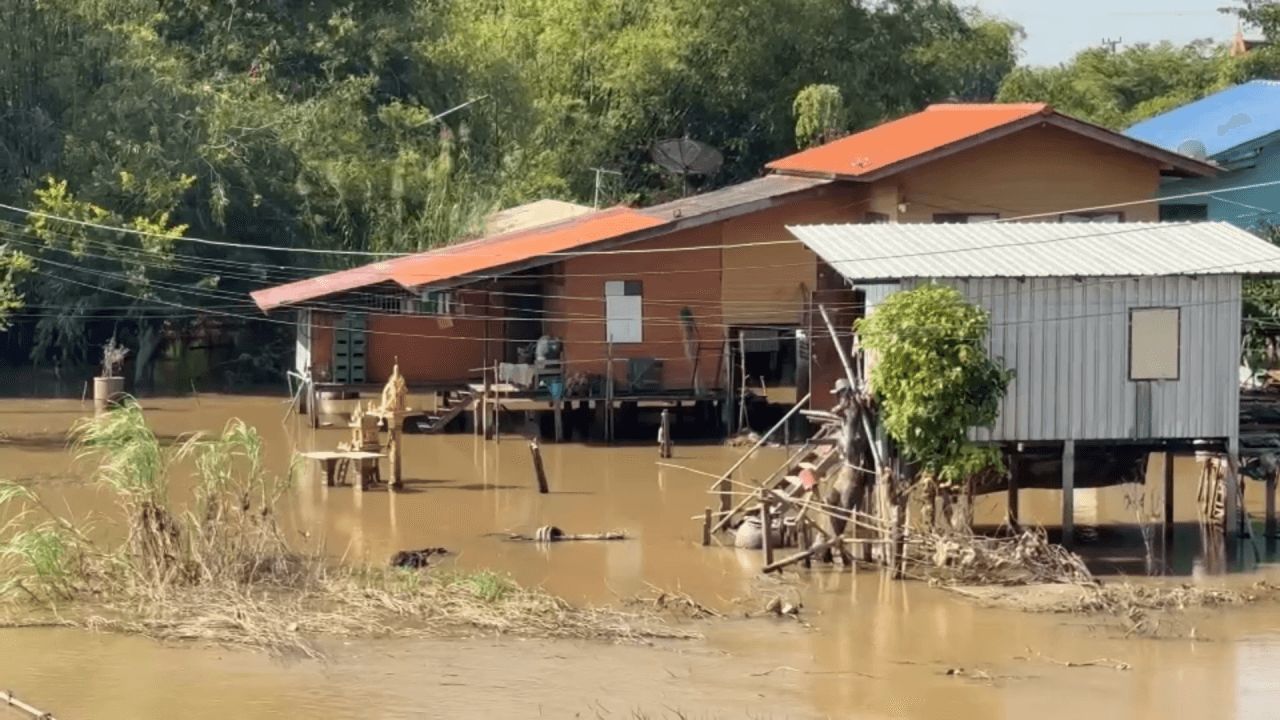 大洪水重创大城府 13个县受灾,预计新年后恢复正常