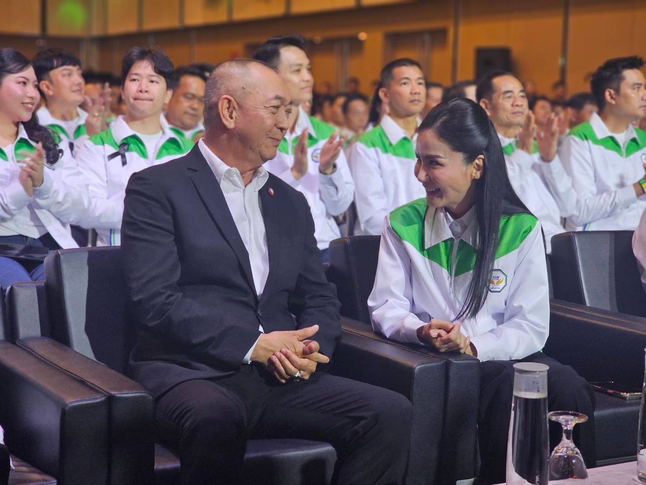 กล้าธรรม 开启新篇章：เฉลิมชัย 欢迎 ธรรมนัส 启动 สส. 候选人提名，ธนกฤต 将参与名单