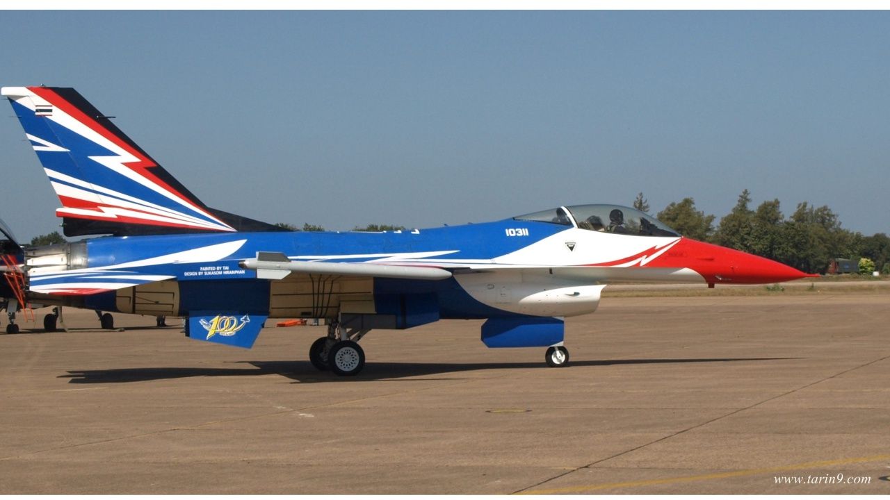 空军在全国儿童节上全力出击，展示22种飞机和飞行表演