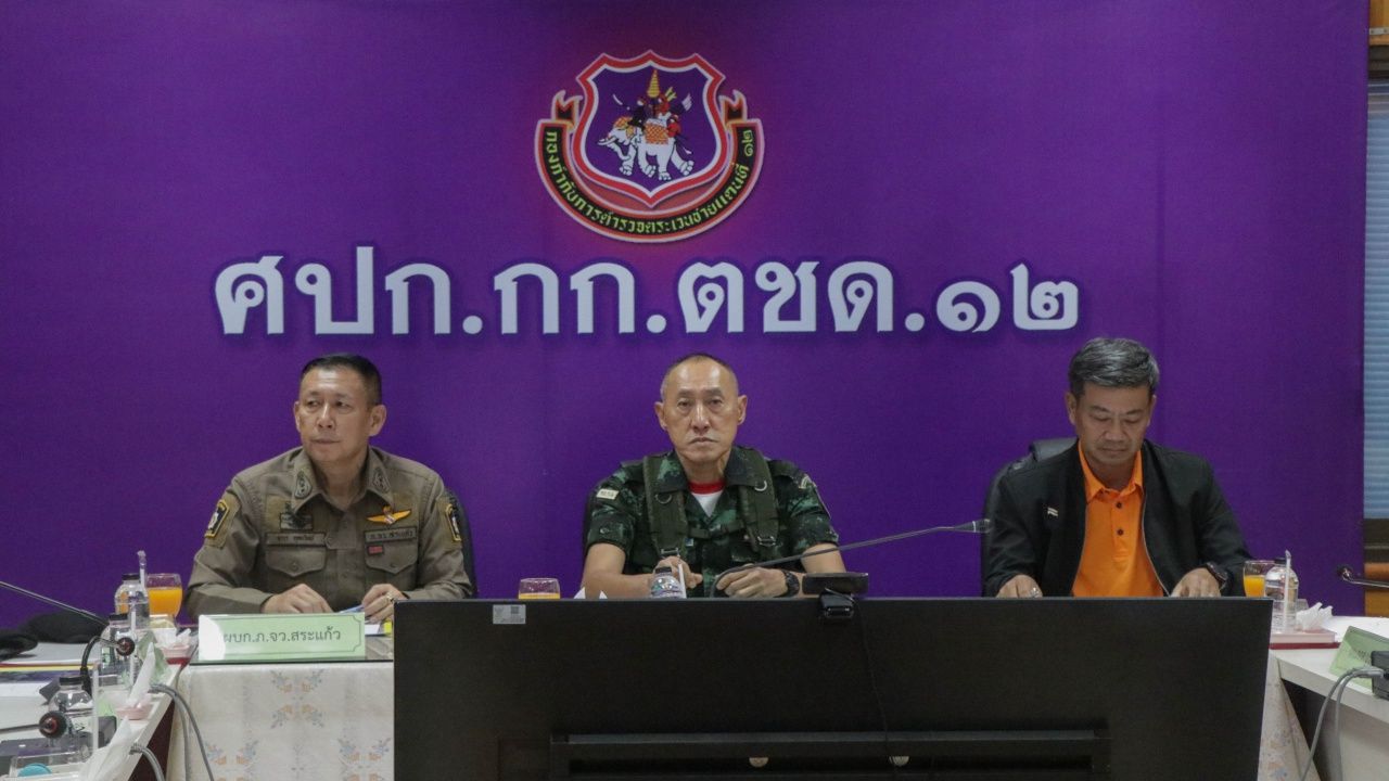 第一军区司令视察沙叻越边境工作单位 鼓励前线人员
