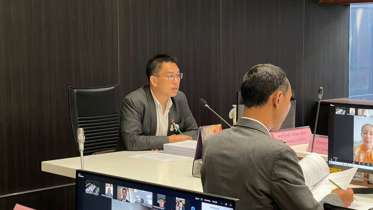 “维罗”怒斥“温泰”回避军事委员会解释，陆军否认与国家安全行动指挥部有关