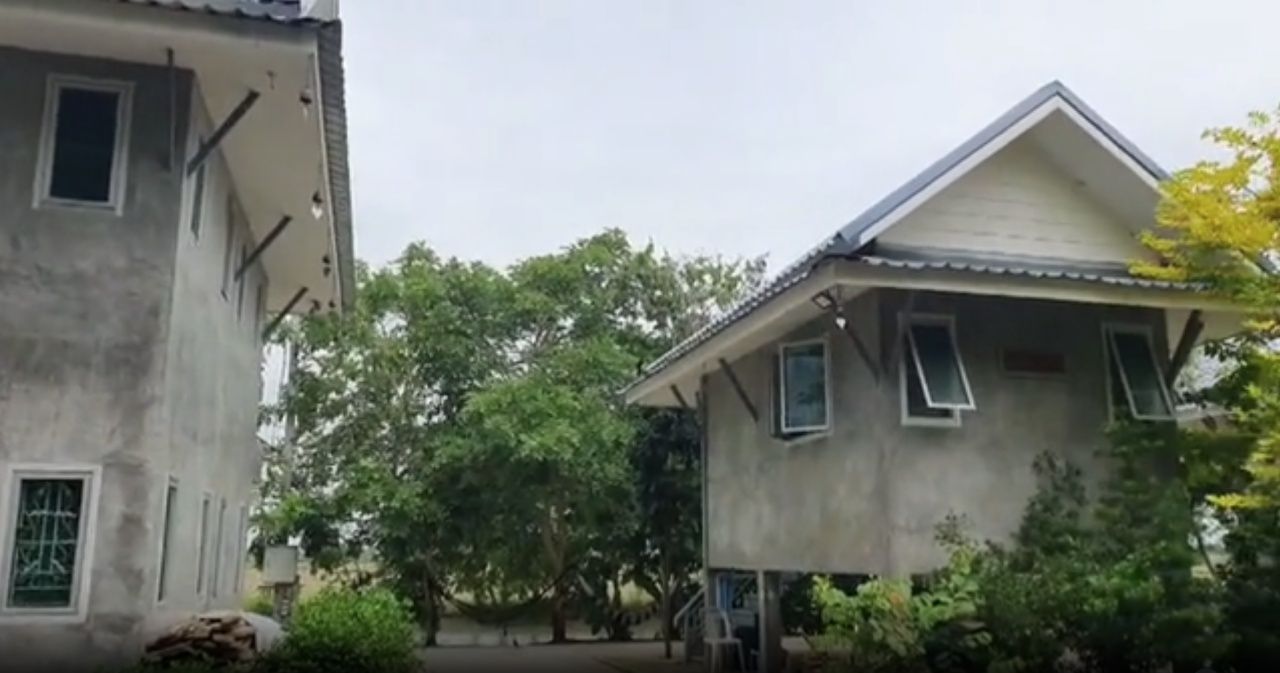 村民怀疑：帕娜伽查密寺像度假村，名僧入住后逃跑