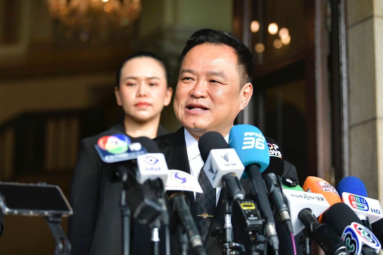 首次“泰王”访问中国，御准“阿努廷-西哈薩克”随行