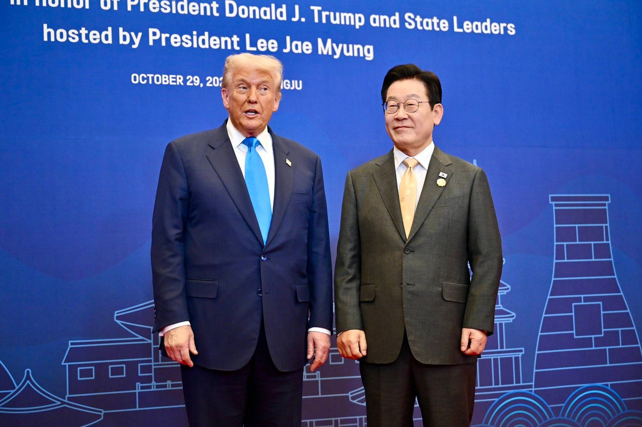 总理参加APEC领导人晚宴,感谢特朗普支持泰柬和平进程