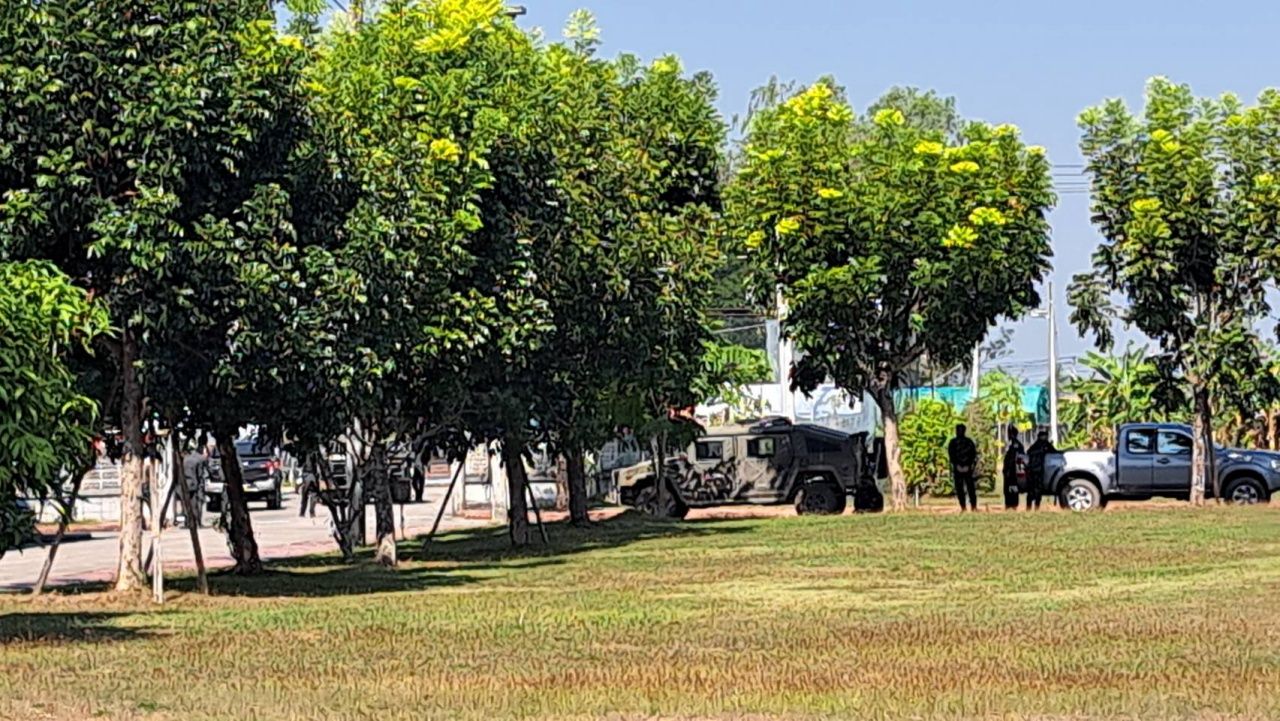 搜寻引发动乱的中国头目 在达克移民拘留中心闹事