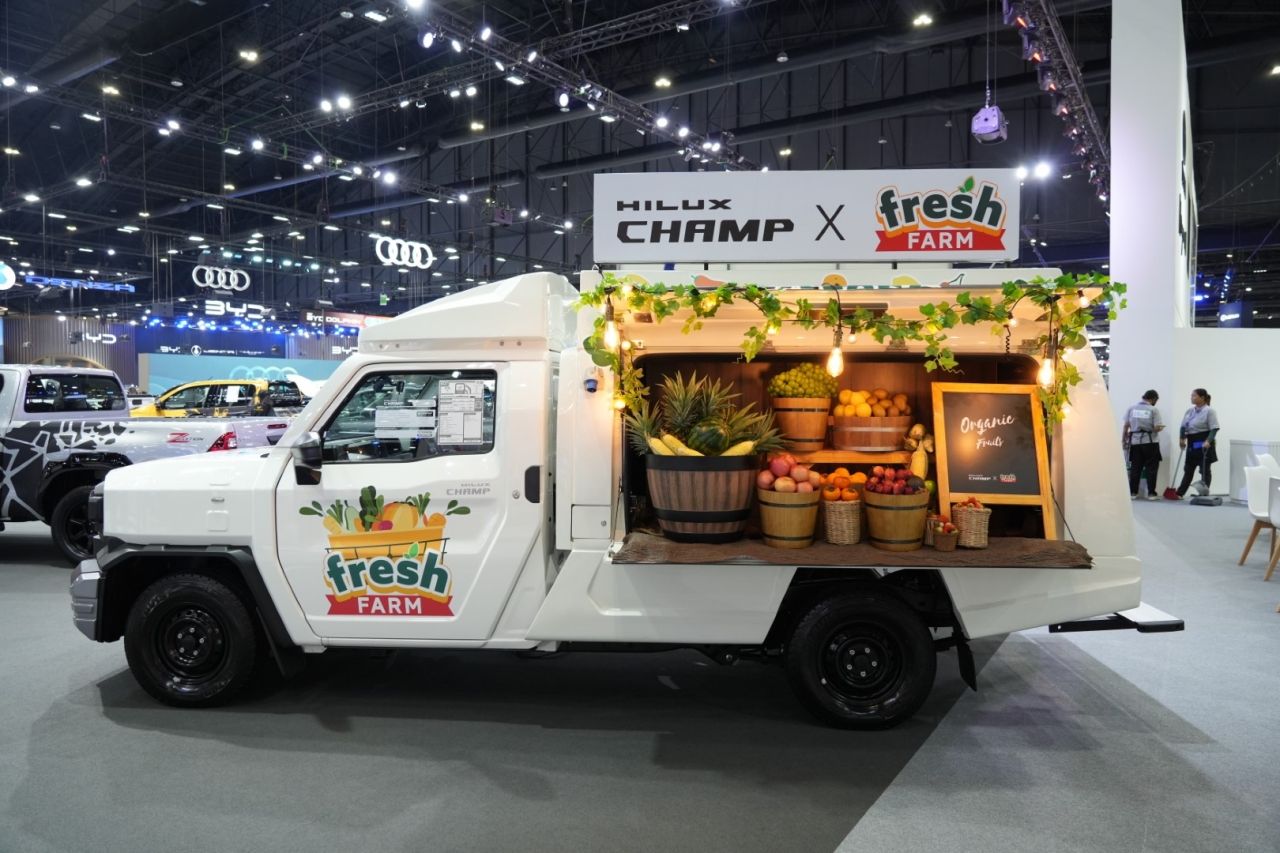 Motor Expo 2025首日 丰田展台迎来汽车爱好者 近距离观赏Hilux Travo