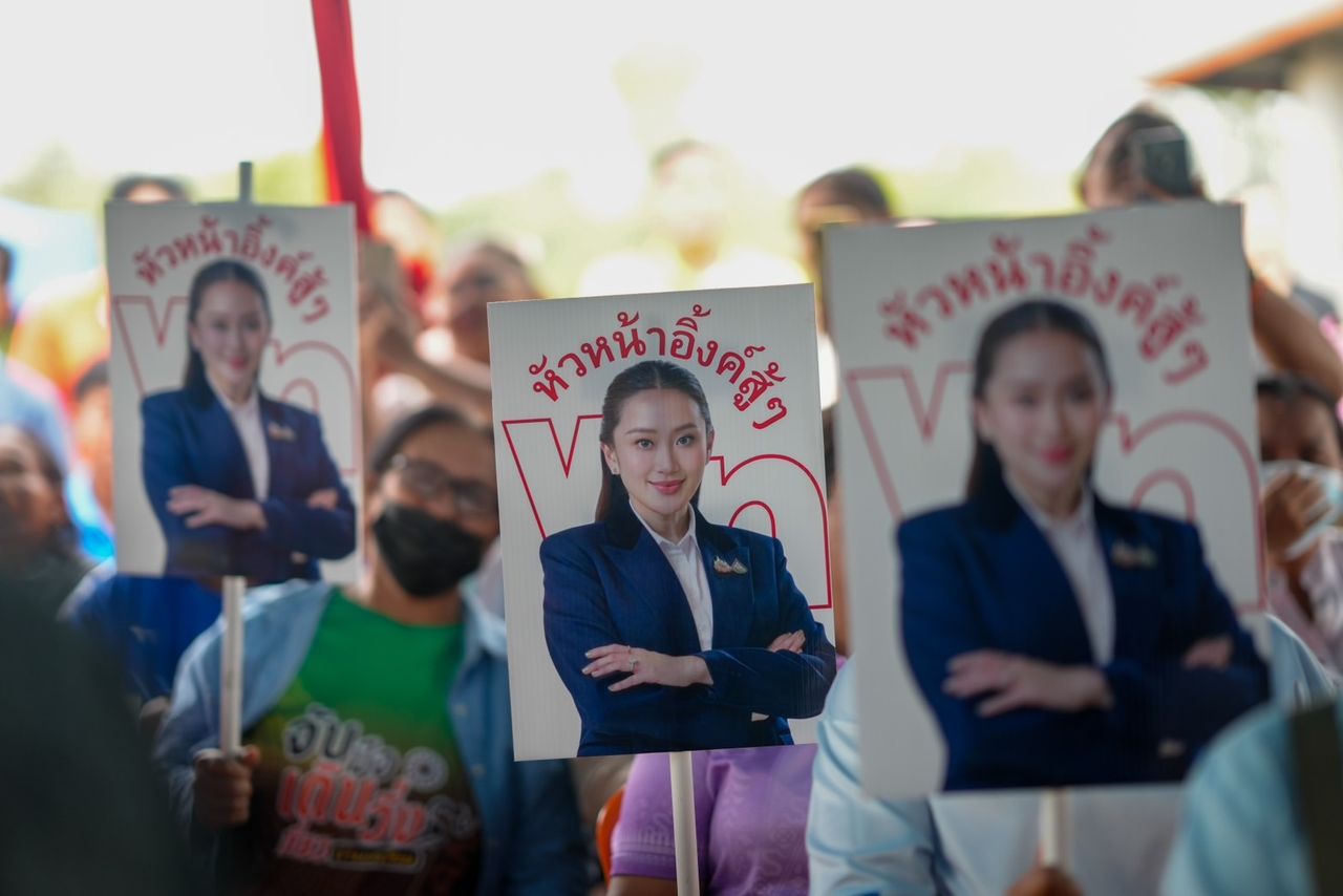 “英” 向呵叻人呼吁，不管在什么岗位都愿意服务 乡亲们大喊加油