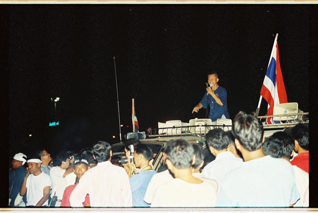33年前的“黑色五月”与手机抗议的开端