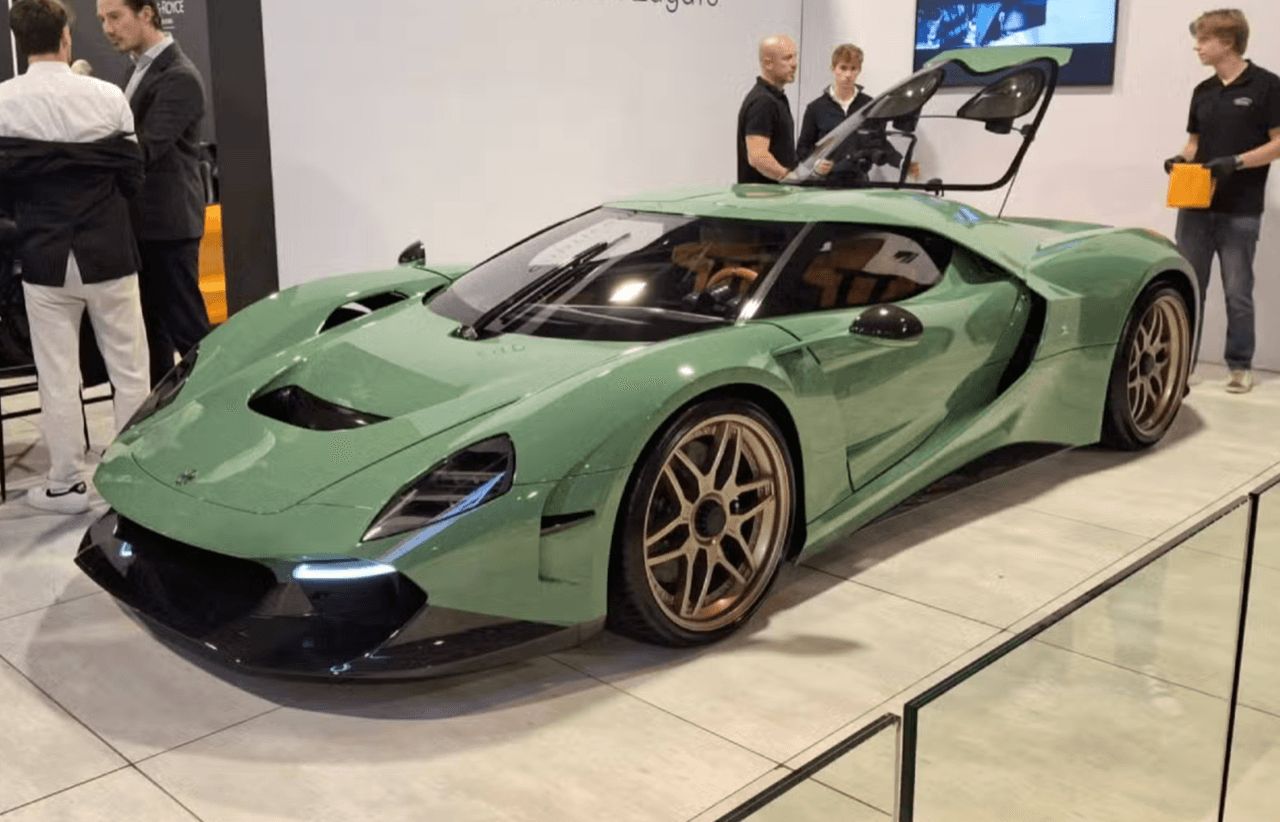 绿色巨人 Capricon 01 Zagato
