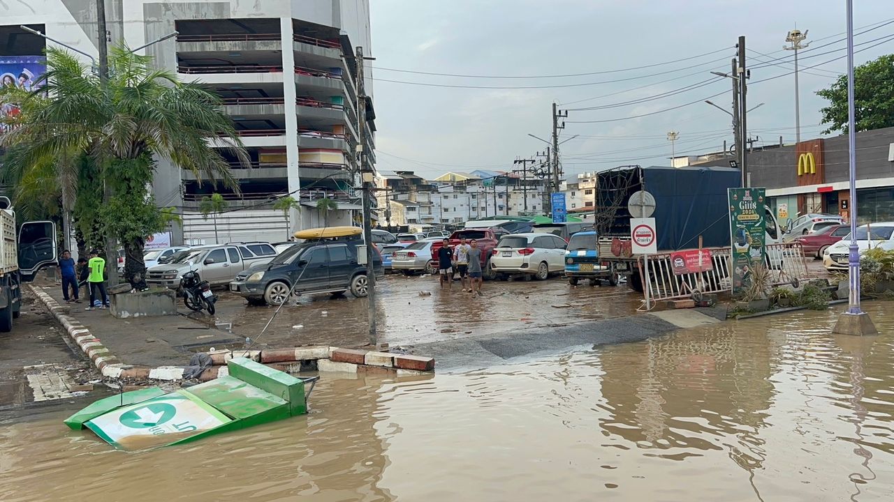 合艾今早气氛“洪水”大多已经退去，发现许多损坏点