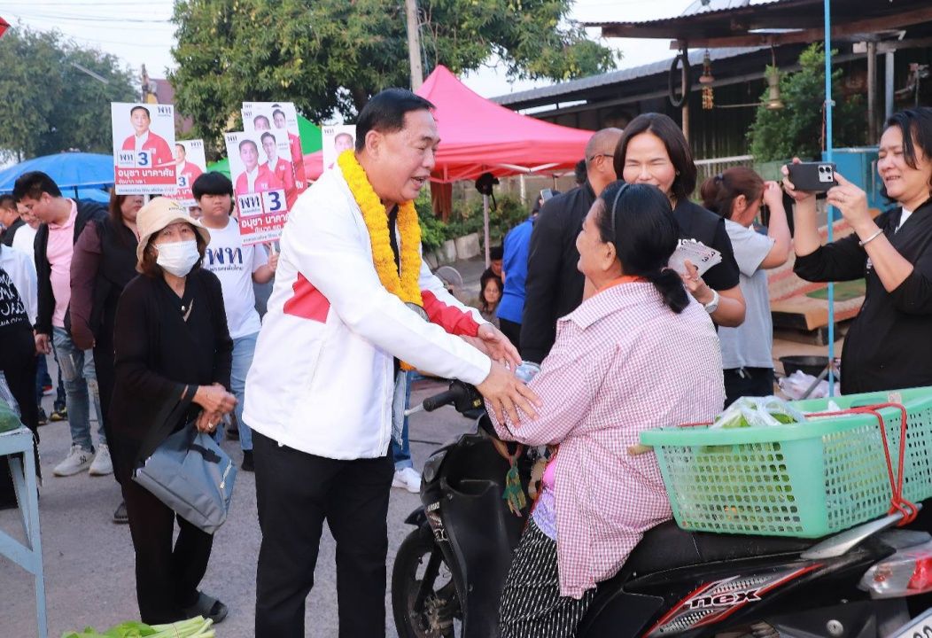 “阿努查”走访北革碧市场，尖竹汶府，摊贩热情支持尖竹汶人我们相亲相爱