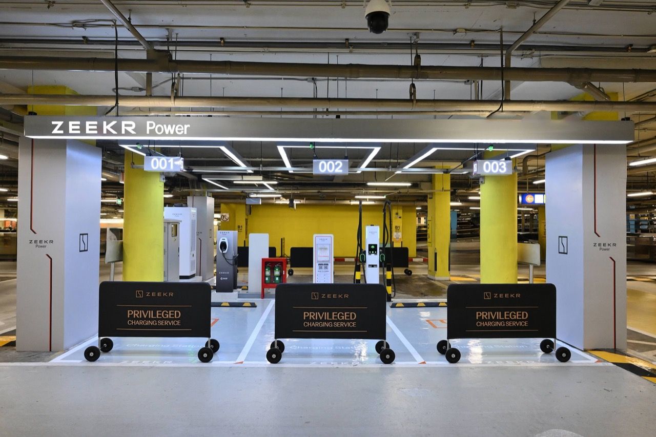 ZEEKR Power 充电站在中央世界首次开业,最大功率400千瓦