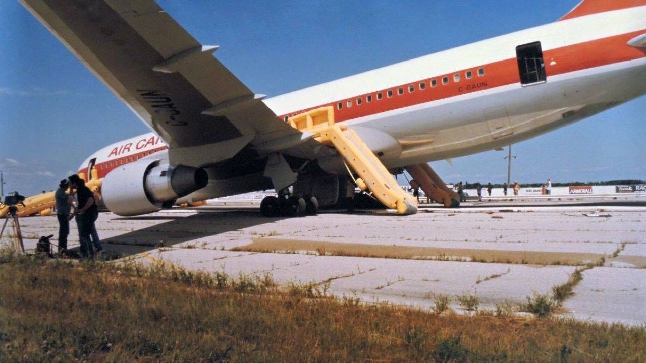 奇迹般生还：回顾 Boeing 767-200 加拿大航空143航班油耗事件