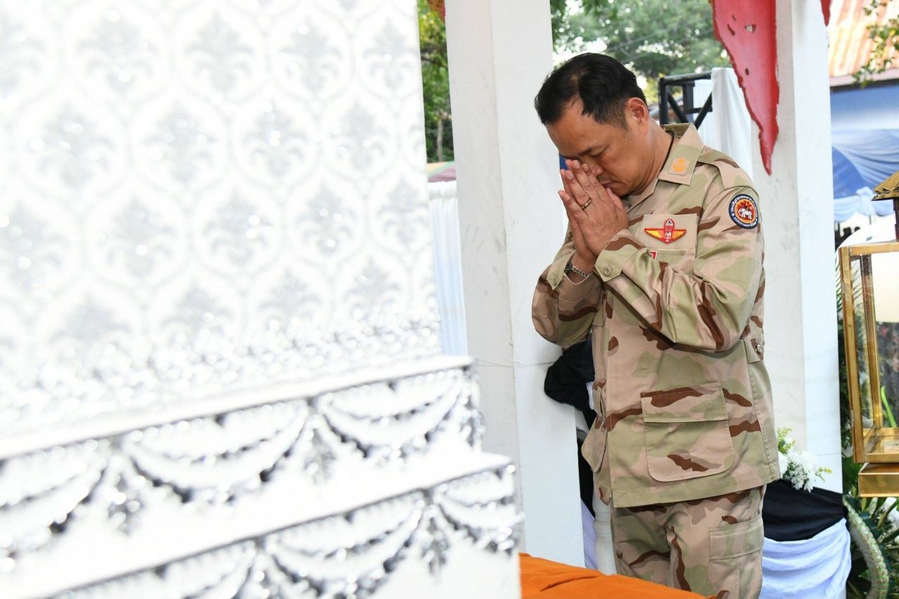 总理主持“士兵塔纳帕特”火化仪式，勇士献身于邦农简战场