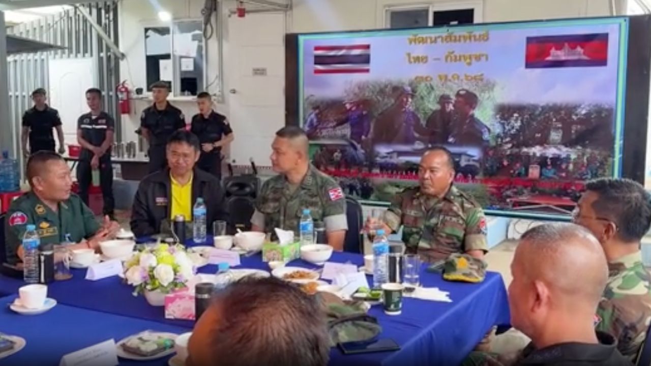 泰国和柬埔寨军队共进早餐，提升关系，缓解紧张局势