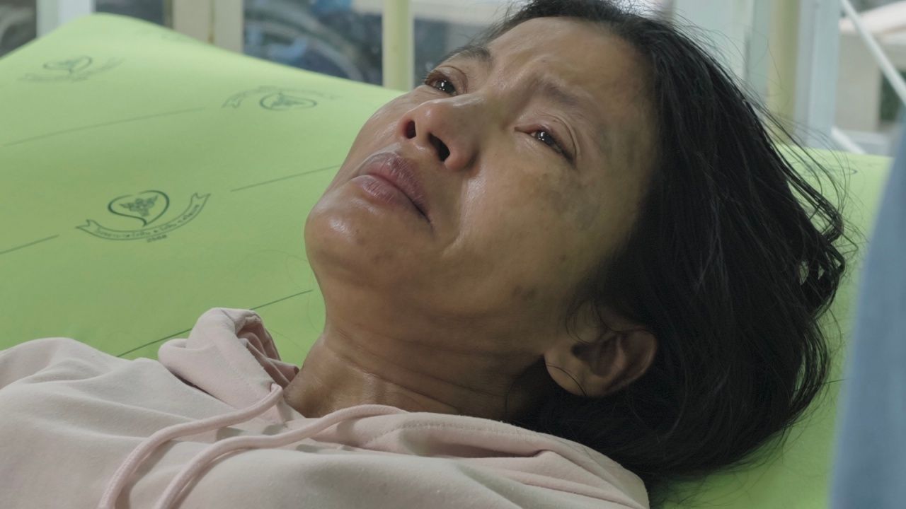 士兵帕努帕帕特殉职于惊险的350高地 母亲得知消息后震惊住院，透露儿子誓言为国而战