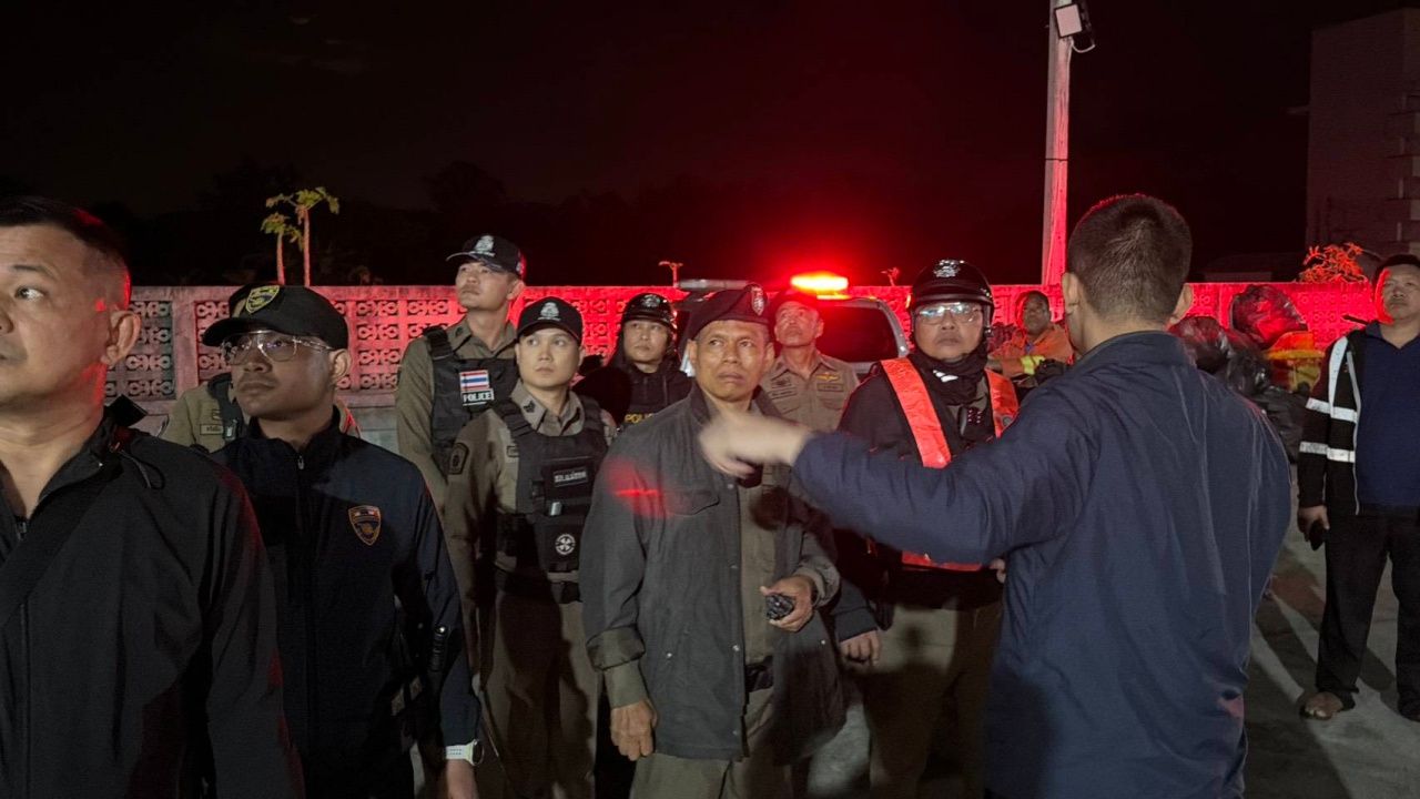 300多名中国人在达府移民拘留所闹事,声称希望尽快被送回国