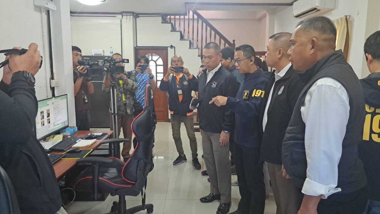 曼谷警方突袭拉抛豪宅，捣毁中国籍电话诈骗中心