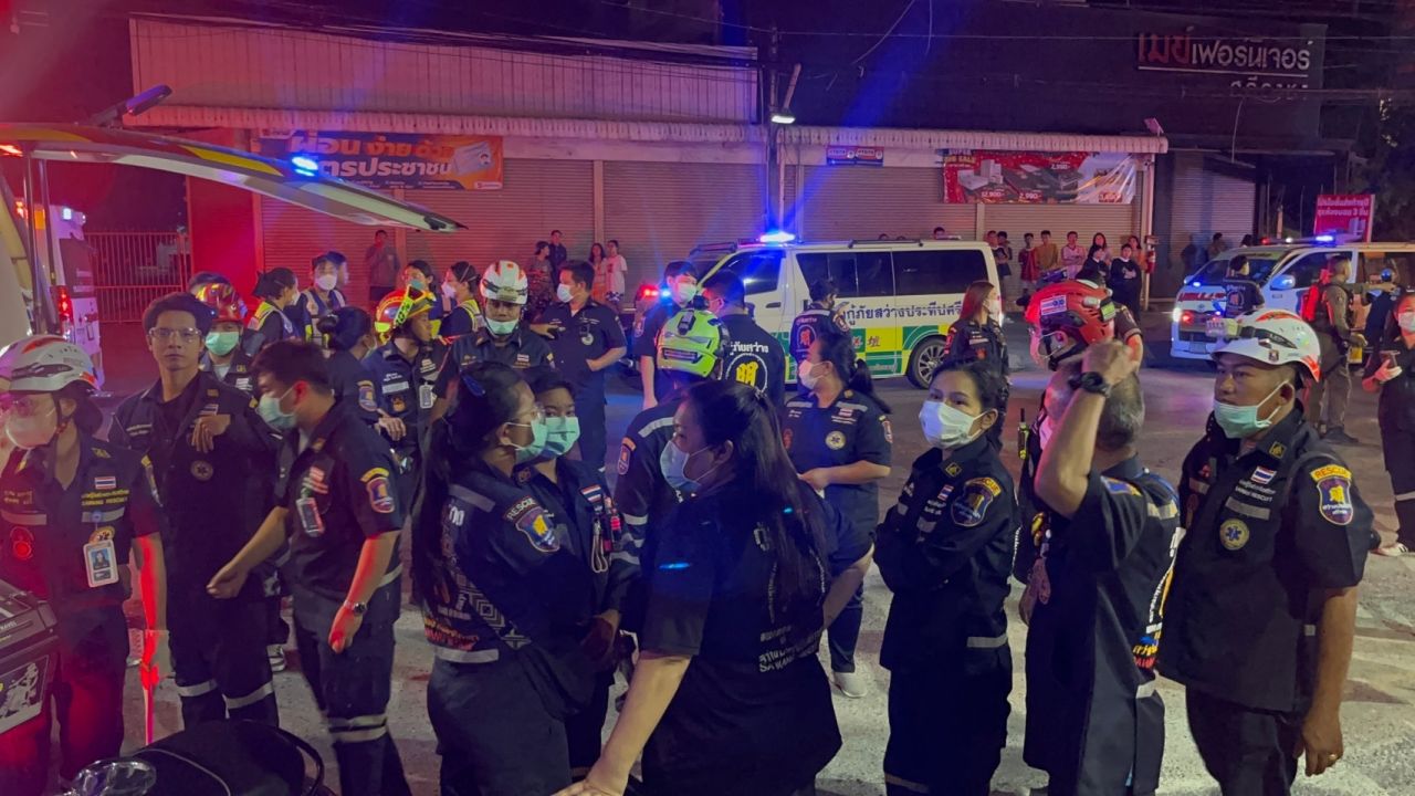 悲剧：大商场排水管盖维修工发生爆炸，1死1重伤