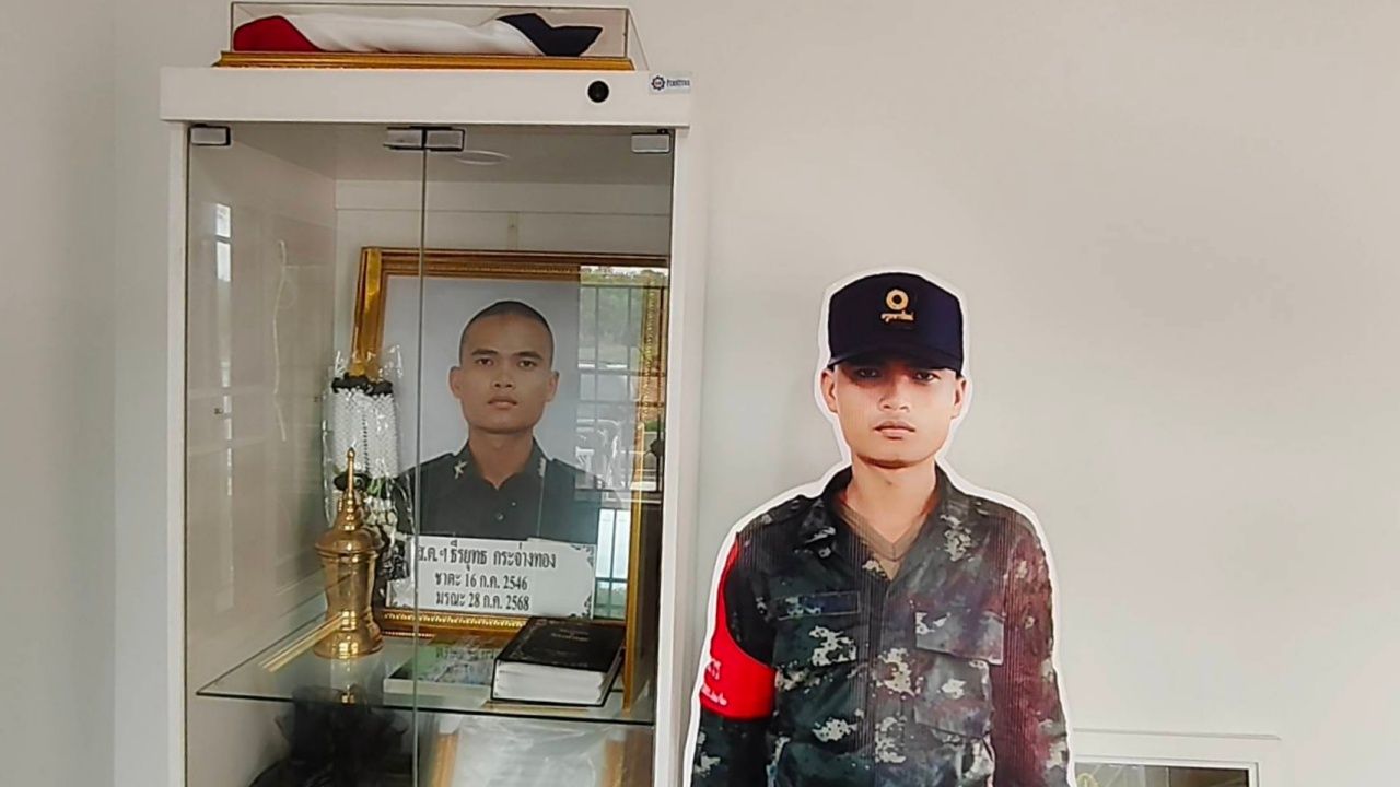 “士兵提拉育的母亲”悲伤的母亲节，今年没有孩子跪拜双亲，只能看照片思念儿子