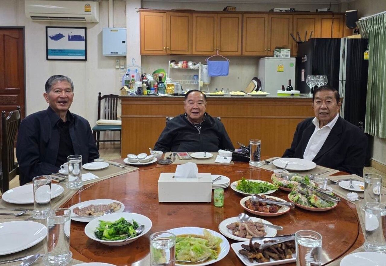 如期而至，“查林”已申请加入民力党，“帕拉维”亲自欢迎，气氛愉悦