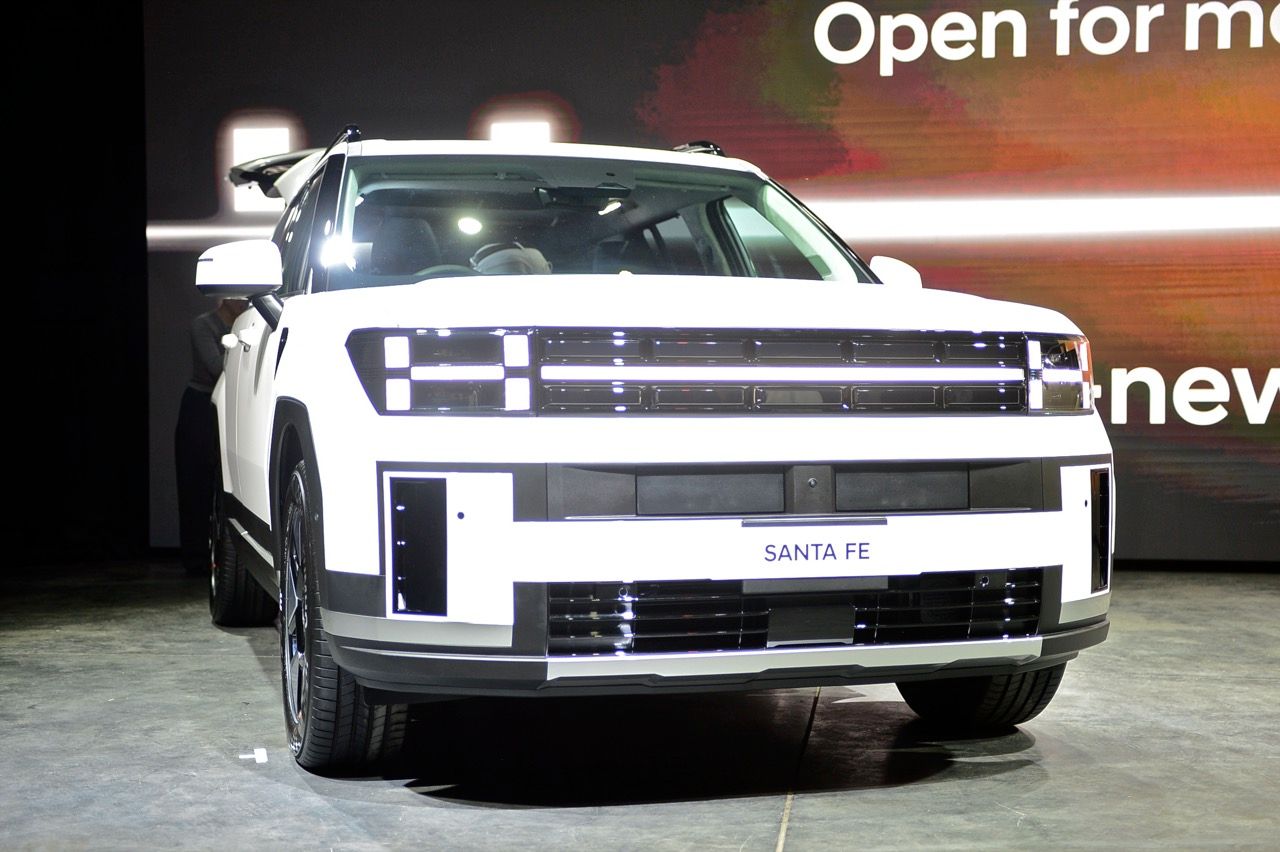 价格实惠的现代推出2025款SANTA FE SUV