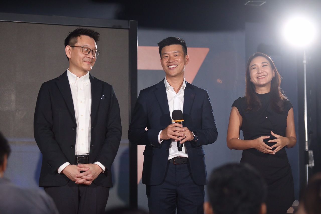 维拉育·甘珠差特的背景：无意外成为民众党总理候选人