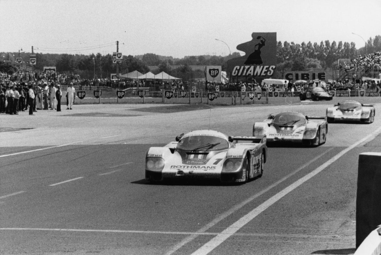 真实展示：Porsche 956 传奇赛车首次亮相泰国