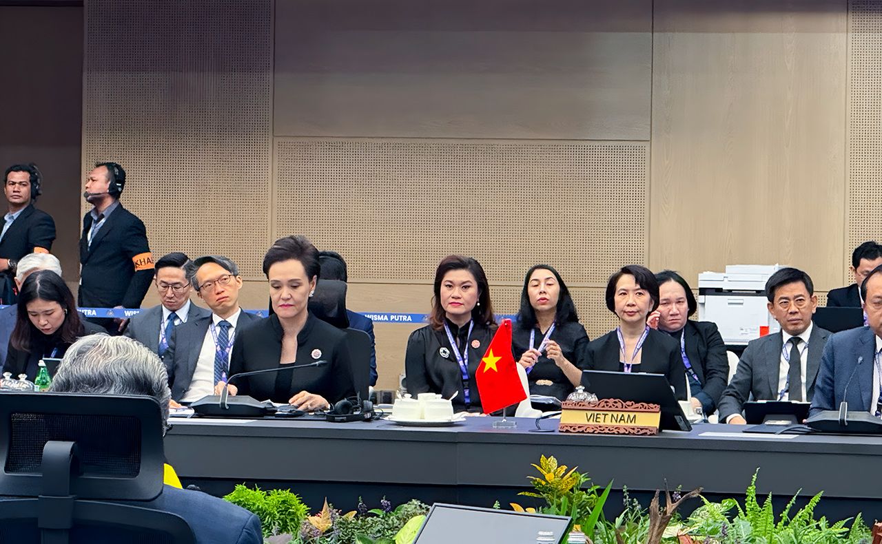“苏帕吉”出席RCEP领导人会议,与15个成员国合作,重申多边贸易立场,加快扩展新成员