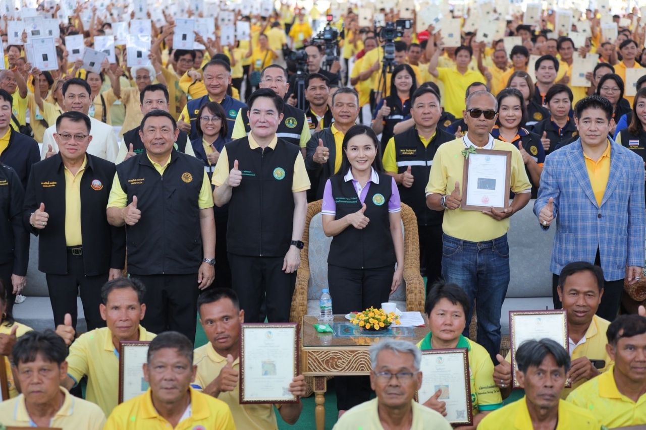 3位农业部长启动橡胶树地契发放计划，声称20年后每位农民都将成为百万富翁