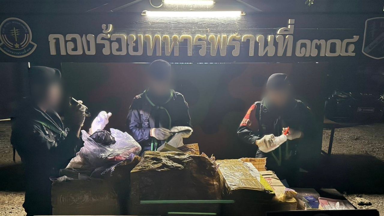 查获395个电话号码SIM卡，遗弃于边境甘蔗田，疑与电话诈骗团伙有关