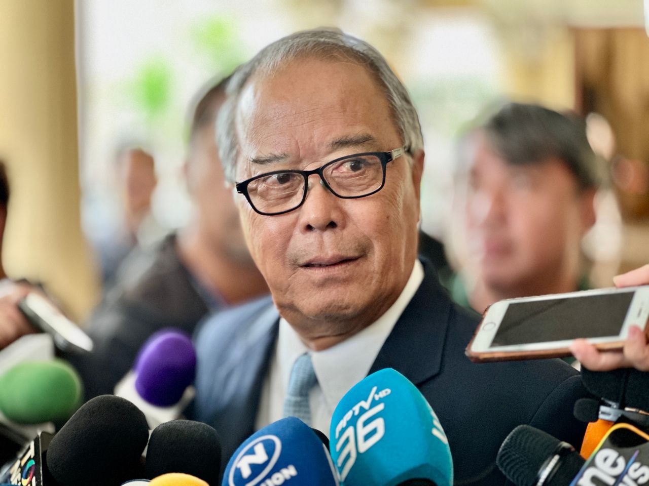 “楚萨克”指出总理有权任命人控制DSI代替“塔维”，不要看红方失利蓝方