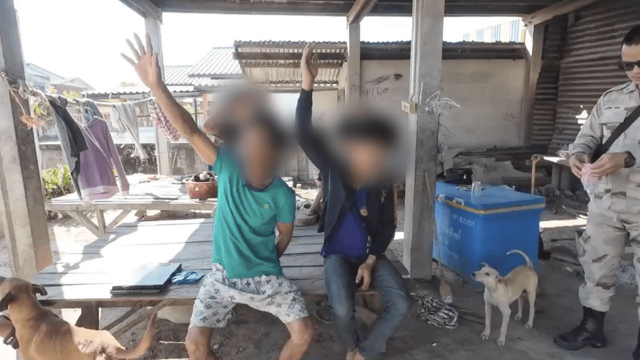 行政部门在玛哈撒拉堪府突袭逮捕吸毒青少年,发现七个月孕妇参与