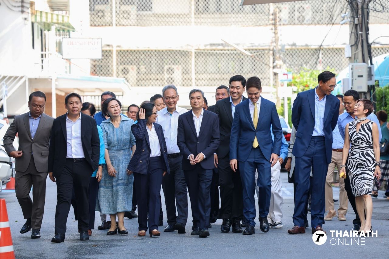 “阿披实” 率团队礼拜女地神，建议“阿努廷政府”积极解决边境问题