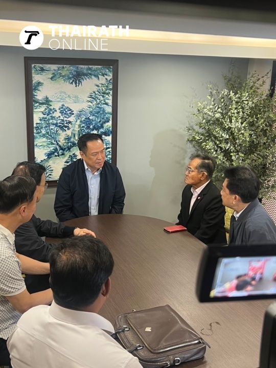 “皮尼·贾纳苏琳”转投普吉党 - 运输候选人加入普吉党