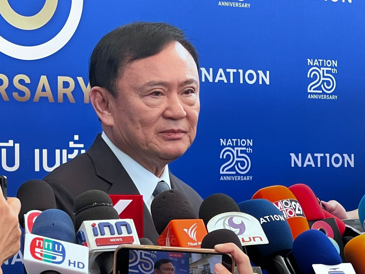 “他信”与“洪森”会谈后，泰国与柬埔寨均撤退，针对“红娃”，知道所有工厂位置