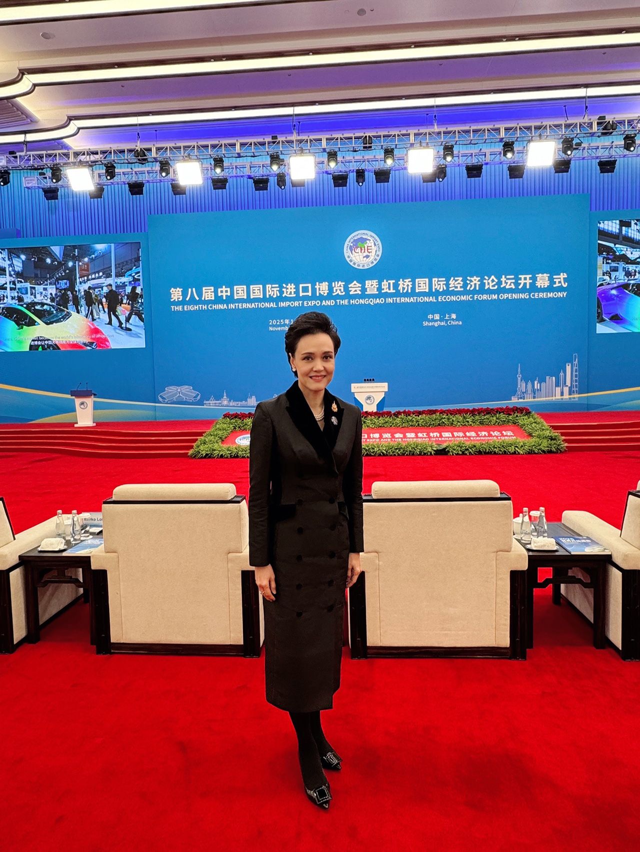 泰国商务部部长率领60家泰国食品饮料公司，2025年上海CIIE展示实力