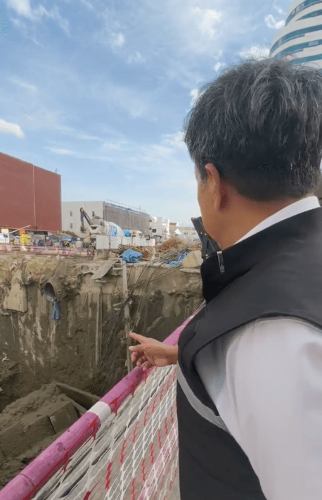 调整计划修复三森道路下沉 加速灌注水泥以填补漏洞 赶在下雨前完成