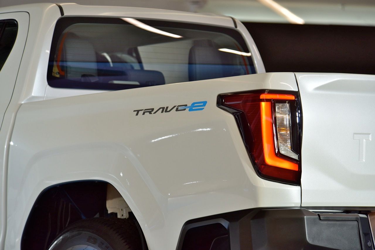 电动皮卡来了:TOYOTA HILUX TRAVO-e 模型与价格