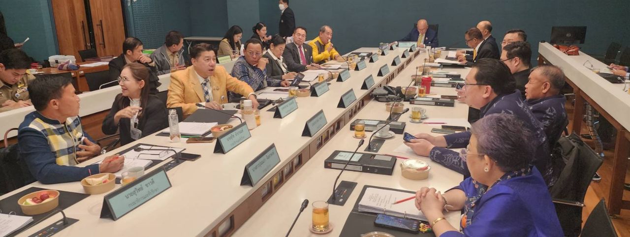 参议院旅游委员会批评“半价游泰国”项目因不使用“钱包”而陷入停滞
