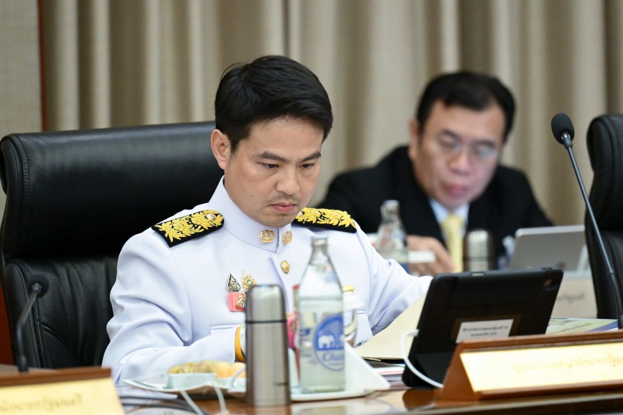 整理图片：安努廷内阁首次特别会议在宣誓后举行