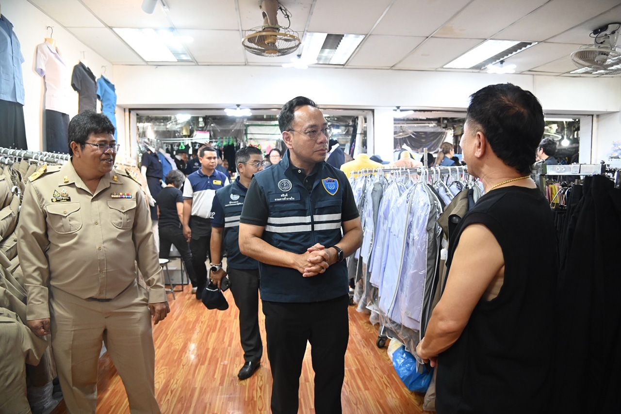 DIT 严控黑色服装价格,警告禁止趁火打劫,推进降低生活成本措施,迎接