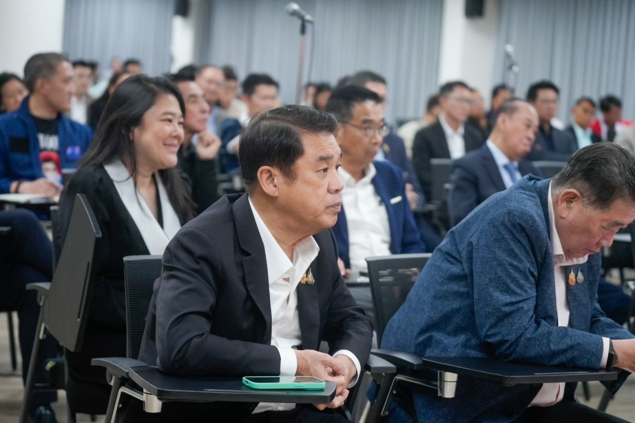 为泰党准备好进行政府政策辩论，准备派出“英克”助选乌汶叻竞选