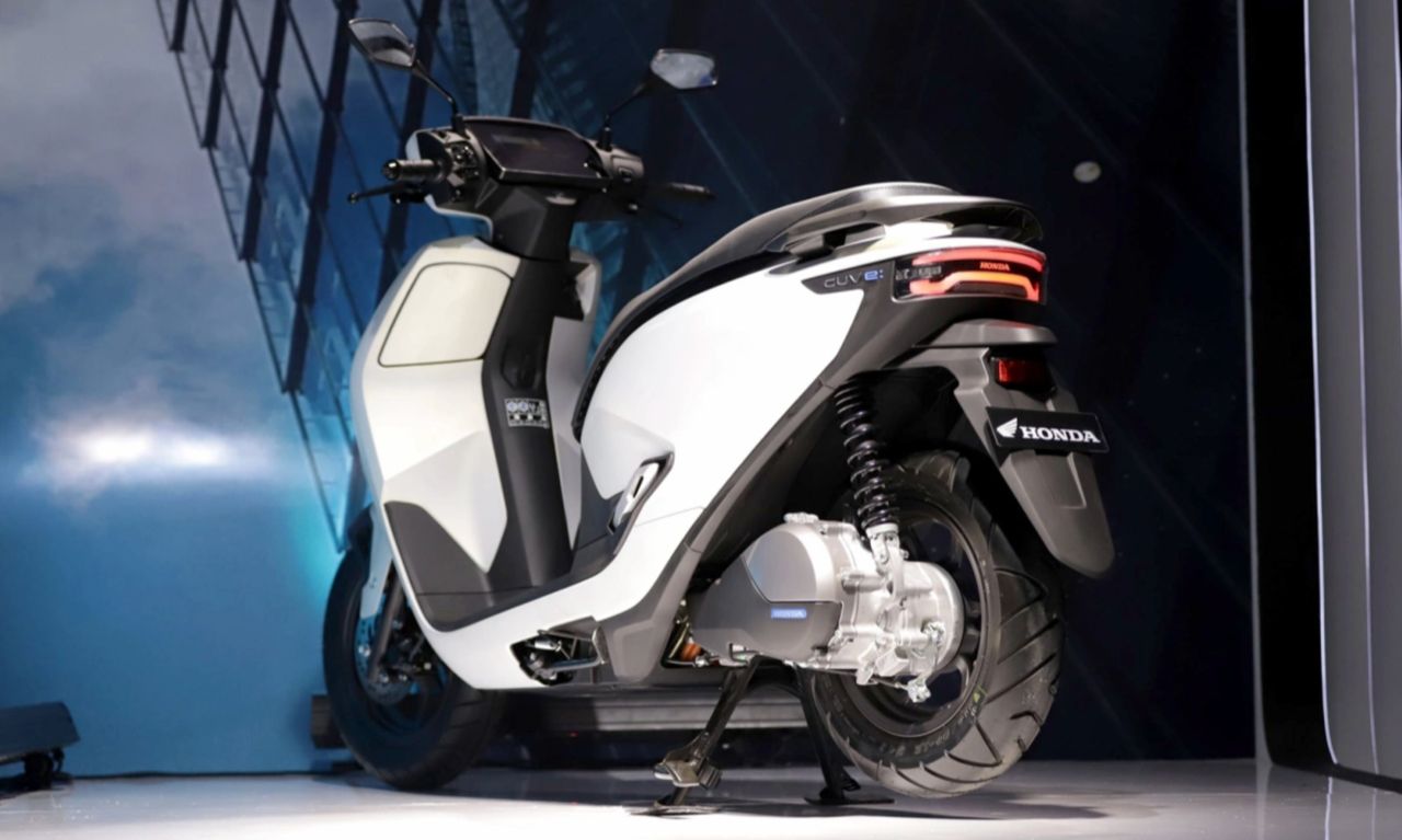 每月租金 3,500 泰铢，新款 Honda CUV e 换电电动摩托车
