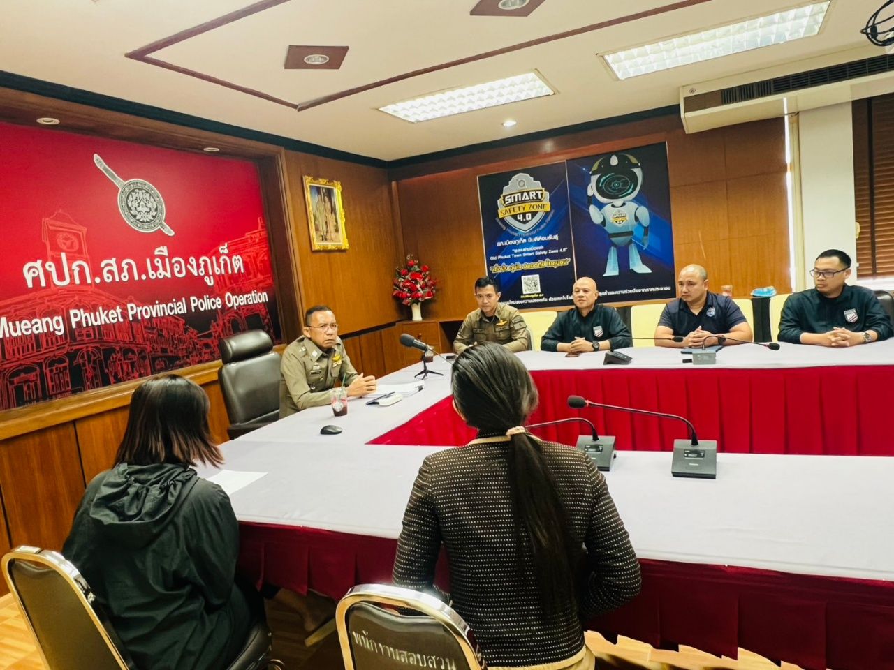 已被捕:前运输公司员工出售客户名单,欺骗发货到付