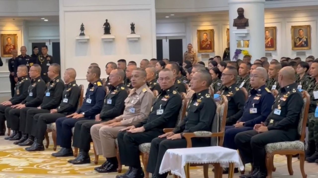 军总司令确认多单位拆弹 并派遣新兵力执行南苏丹任务