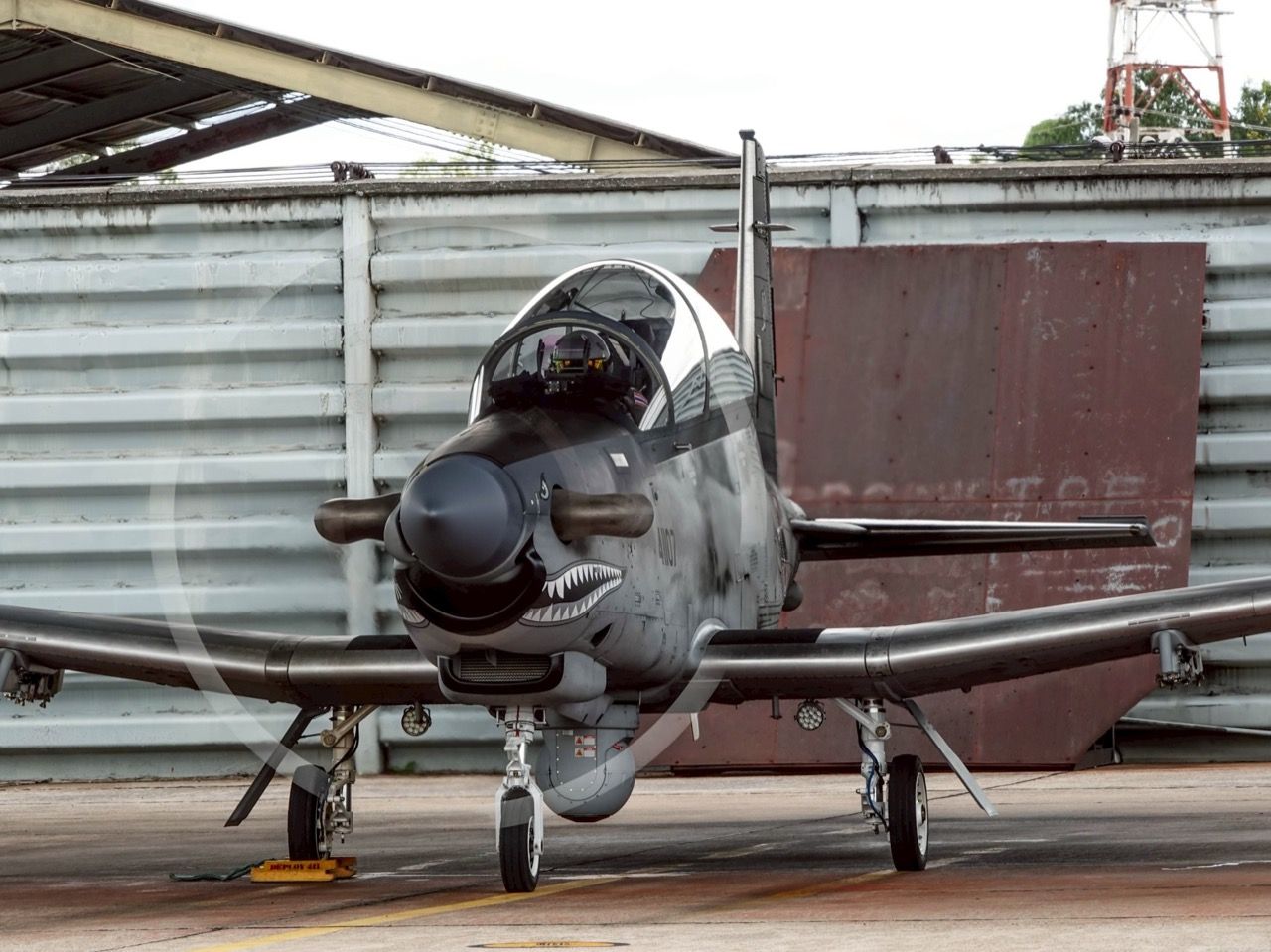 严酷的武器！透视泰国空军的Beechcraft® AT-6 Wolverine